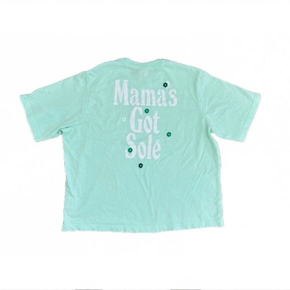 Nike Women's Sportswear Mama’s Got‎ Sole Boxy Fit T-Shirt in Green Size L - Picture 5 of 6